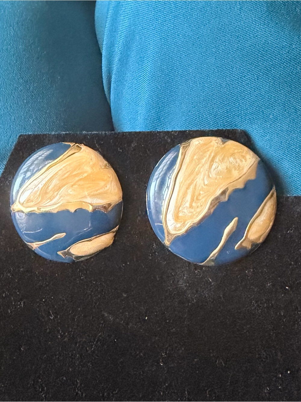 Vintage 80’s Blue and Gold Abstract Round Clip-On Earrings